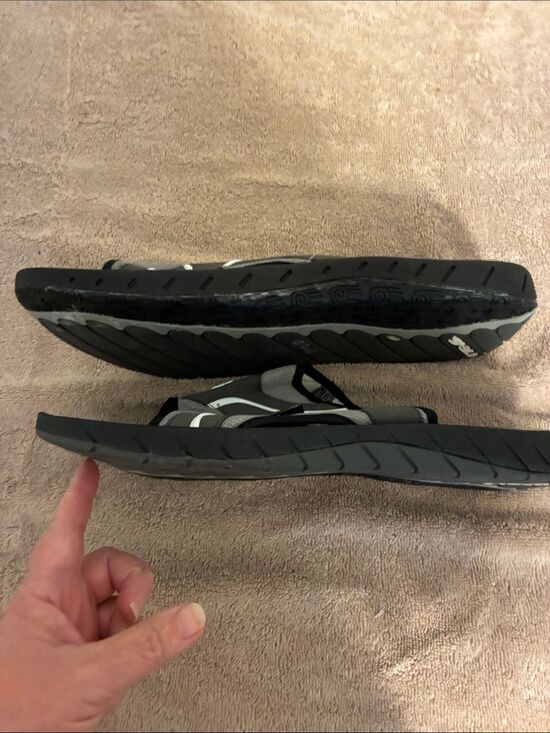 Men’s size 14 Teva Black and Gray‎ Slide Sandals main image 4